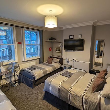 Caversham Lodge Reading Esterno foto