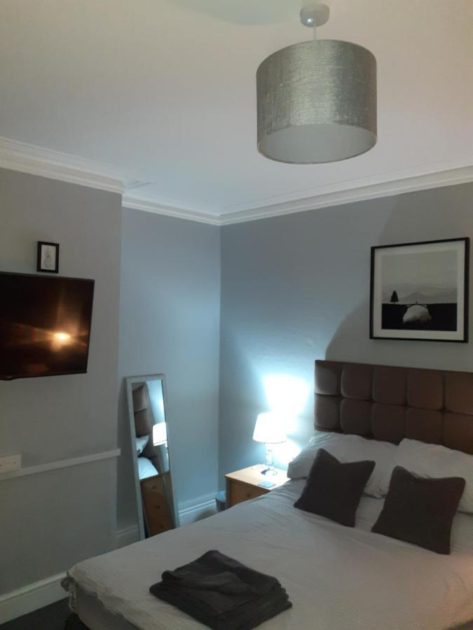Caversham Lodge Reading Esterno foto