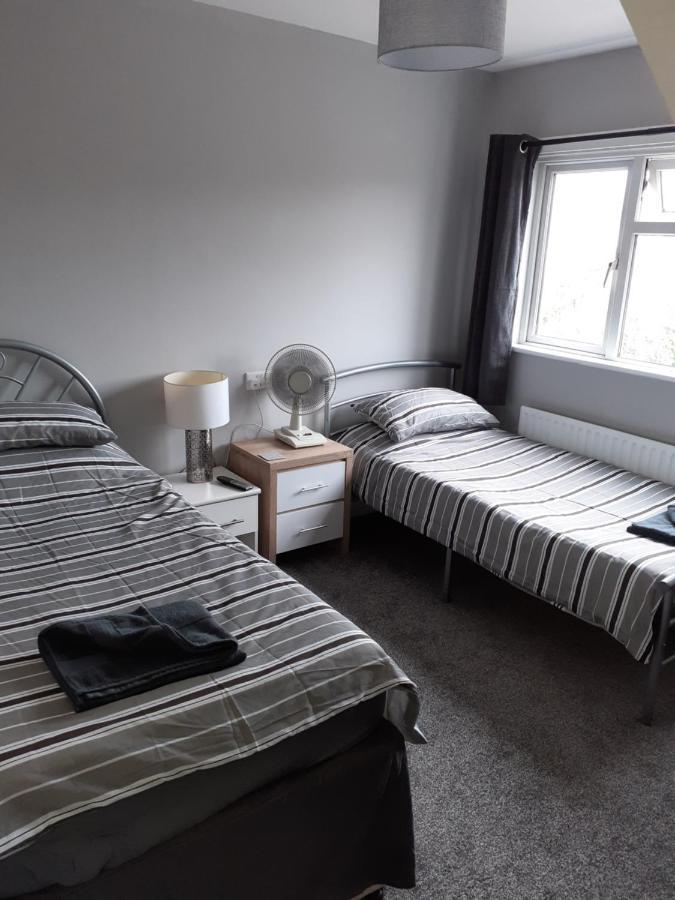 Caversham Lodge Reading Esterno foto