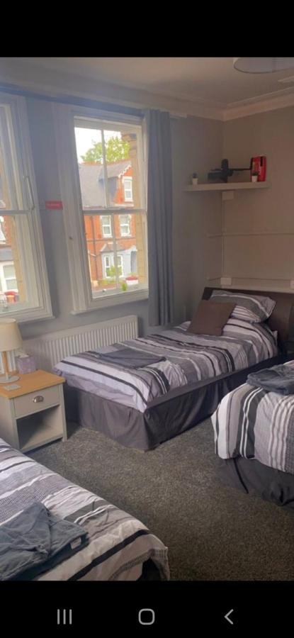 Caversham Lodge Reading Esterno foto