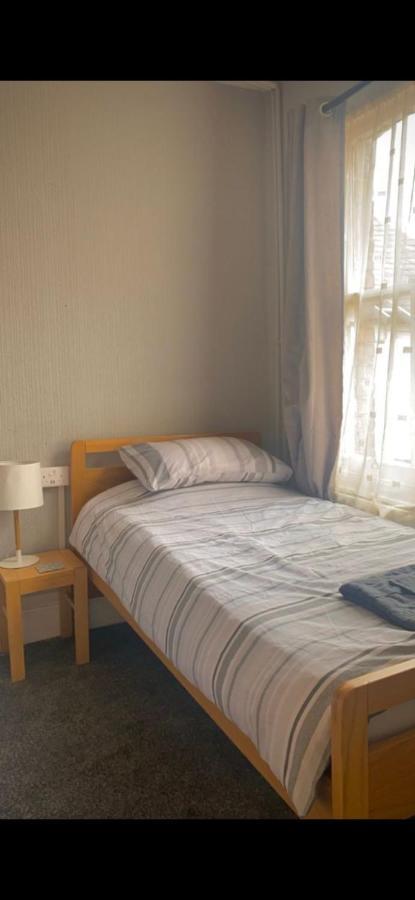 Caversham Lodge Reading Esterno foto