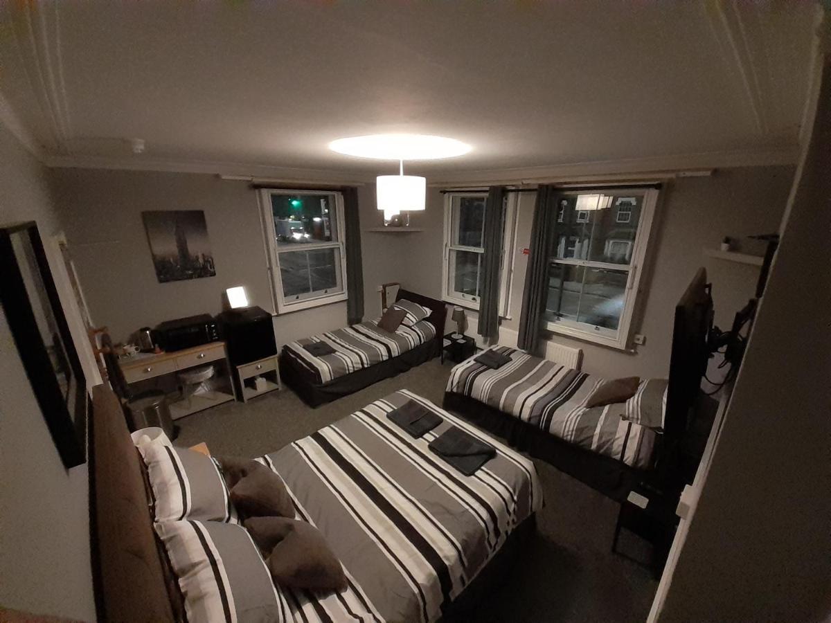 Caversham Lodge Reading Esterno foto
