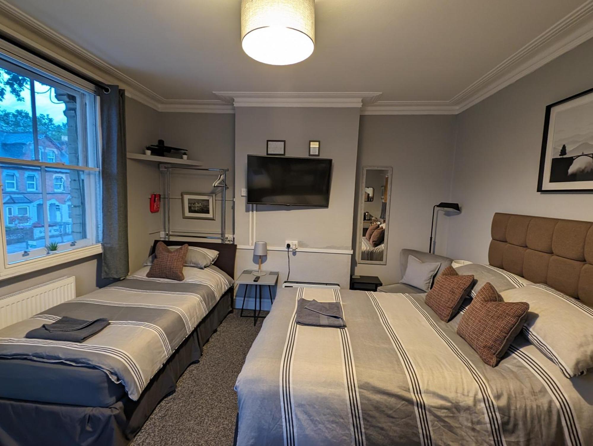 Caversham Lodge Reading Esterno foto